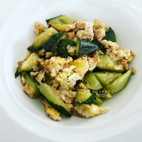 Courgettes Sautées aux oeufs