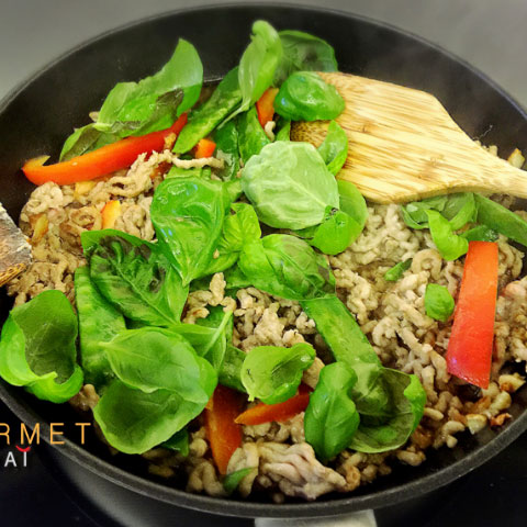 Sauté de Veau Haché au Basilic